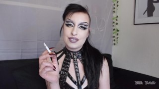 Fumo Di Sigaretta Femminile