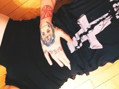 GIRL CASUALLY RIPS A LOUD FART ON THE WOODEN FLOOR