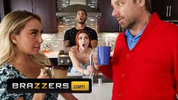 Brazzers - 红发美女蕾西·莱农 （Lacy Lenon） 让她的阴户被捣碎