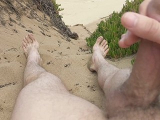 Masterbating En La Playa y me Pilló Por El Ala Delta