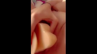 Masturbate with dildo 