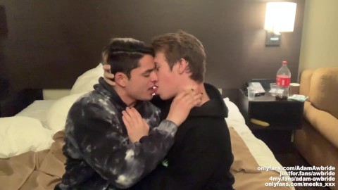 Cute Guys Adam Awbride and Meeks Making Out Bloopers
