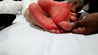 feet torture
