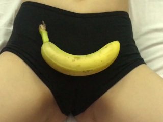 I like to play with this perfect tight pussy