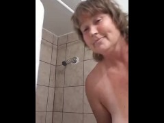 Bathroom time - Screenshot 9 of 16 - Making Video
