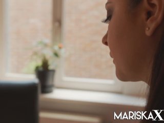 MARISKAX Elizabeth is ready for her sexual therapy screenshot number 0