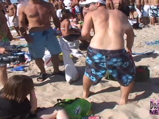 Smoking Hot Coeds Flash Tits & Party With Sexy Bikinis On