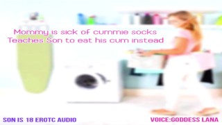 Mama is ziek van cummies sokken en leert stiefzoon om in plaats daarvan zijn sperma te eten