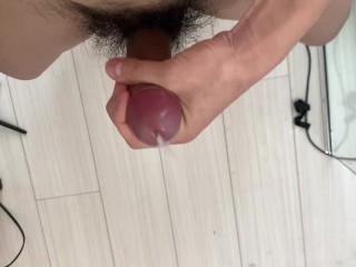 # 8 Мастурбация японского мальчика, эякуляция