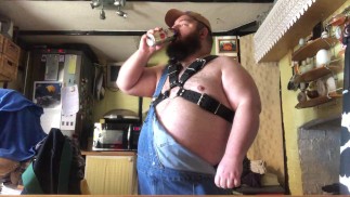 раздутый зажим для отрыжки деревенского медведя