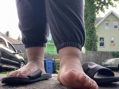 BBW FEET UPCLOSE