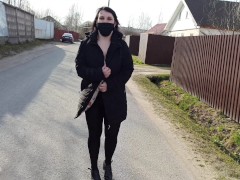 Гуляю голая в общественном месте во время короновируса - Screenshot 7 of 16 - Girls Solo