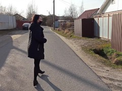 Гуляю голая в общественном месте во время короновируса - Screenshot 8 of 16 - Big Tits