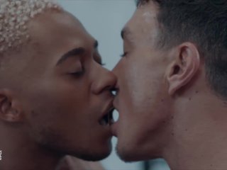 Noir Male Cade Maddox get himself some black dick from Marcel screenshot number 2