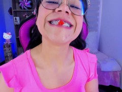 Lila Jordan Gummy playing