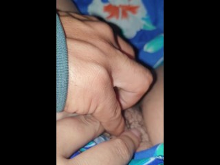 WE GOT CAUGHT!! Hefinger fucks me_while driving!!