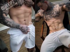 Jakipz Shows Off Big Cock In Compression Shorts