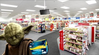 Yoda compra tampões após seu primeiro período (ASMR)
