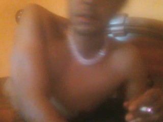 Девять дюймов вглубь моей киски