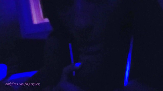 Pornhub最好的在黑暗的场景-日本美国脱衣舞娘性交没有避孕套