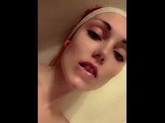 Cherry_9991 - Screenshot 2 of 16 - Redhead