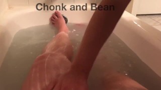 BBW Gets Legs Shaved by BF 