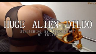 Монстр Фаллоимитатор разрушает мою жопу - самая большая игрушка в моей грязной заднице #anal #artporn #fuckmachine 4K