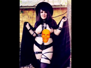 I'll be your big titty goth gf