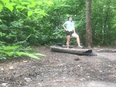 МАНЬЯК ПОДГЛЯДЫВАЕТ ЗА ТЕЛКОЙ В ПАРКЕ И СЛЕДИТ ЗА НЕЙ 4К - Screenshot 13 of 16 - Teenager