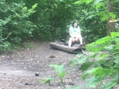 МАНЬЯК ПОДГЛЯДЫВАЕТ ЗА ТЕЛКОЙ В ПАРКЕ И СЛЕДИТ ЗА НЕЙ 4К - Screenshot 2 of 16 - Big Boobs