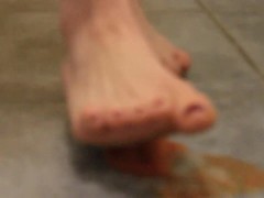 Trampling tomato - Screenshot 2 of 16 - Tomato