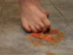 Trampling tomato - Screenshot 5 of 16 - Trampling