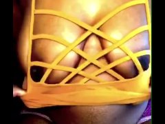 TITTY TEASE & NIPPLE PLAY ONLYFANS COM/peachyq_