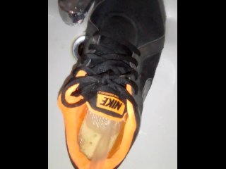 I piss in stepsister's sneaker