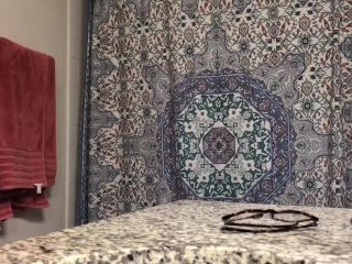 Finally caught her naked on a ! She is so hot