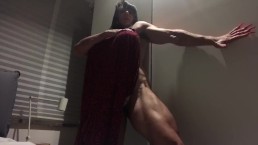 femme musclée avec gode strapon géant 40 cm