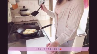 Wideo O Gotowaniu W Restauracji Z Cyckami