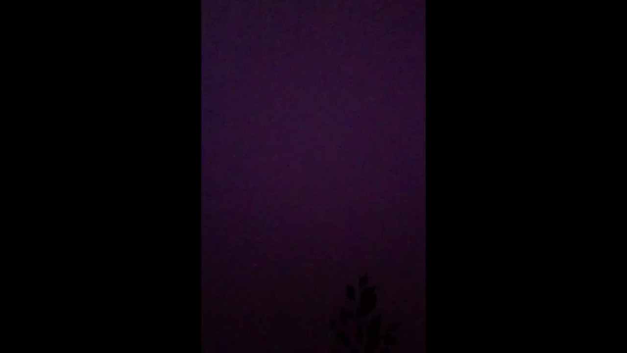 Pink noise dark screen