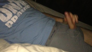 在我的伙伴床上拍摄我的负载