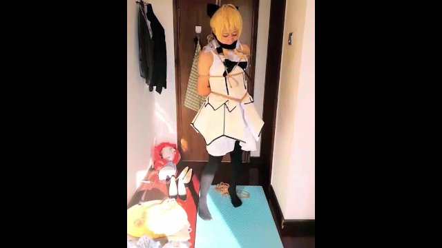 Watch Bondage Video:【莉雅的紧缚实验】自缚吊缚、口水收集 saber-lily cosplay