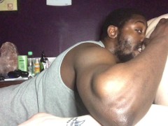 Eating this Amazon’s pussy from the back