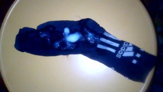 Я кончаю на носки adidas сводной сестры