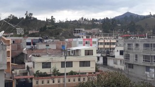 Вид на железную дорогу Риобамба-Эквадор