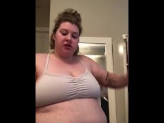 SEXY BBW EATS A LOT OF GREASY FRIED CHICKEN
