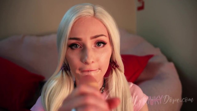 Hot babe gives sloppy blowjob pov style