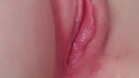 Sucking and Fucking a Pussy Extremely Pink