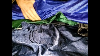 穿过我耀眼的裤子抽搐