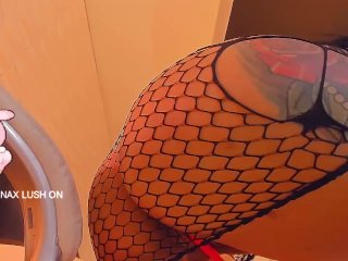 Colombian goddess showingher BIG ass