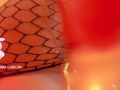 Camwhore teasing you with a big ass and a perfect pussy