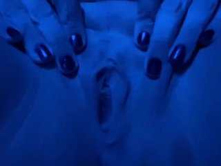 Underwater CREAM Masturbation... Watch CLOSELY 